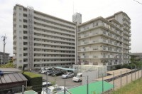 小畑川と山の見える眺望良好の明るい北西角
部屋！！
2016年1月改装済！