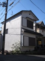 条件無し売土地！角地！阪急「西向日」駅ま
で徒歩7分です！