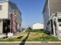 全11区画の新規分譲地！土地面積広々27.63坪！
前道約6ｍ！間口ゆったり約6ｍ！閑静な住宅地！
東側空きの為、開放的なお家を建てていただけます！