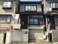 阪急とJRの駅近2WAYアクセス！お車2台駐車可能！
前面道路約6ｍ♪交通量の少ない閑静な住宅地♪
天井収納庫6帖付！ガレージにも収納スペース有！