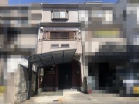 平成３１年３月リフォームの美宅！手入れ不要で即入居可能です！
阪急『上桂駅』まで徒歩１２分♪全室６帖以上、各部屋収納付♪カーポート付♪住環境が整った生活便利立地！