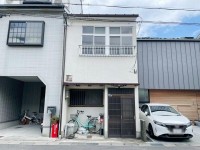 阪急『東向日駅』とJR『向日町駅』の2WAYアクセス!
閑静な住宅地!小学校が近いので、お子様の通学も安心♪
周辺施設充実で生活便利な立地!
