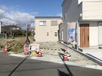 限定２区画の分譲地！阪急『西山天王山駅』まで徒歩９分！ 
両区画ともに南向きで陽当たり良好♪自然が多い落ち着いた環境♪ 
フリープランで建築可能！
