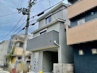 ＪＲ『桂川駅』と阪急『洛西口駅』の駅近２ＷＡＹアクセス！
間口広々７．１ｍの整形地！イオンモール京都桂川まで徒歩７分と買い物便利！
モデルハウスのご内覧可能！
