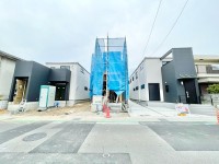 全５区画の分譲地！阪急『西山天王山駅』まで徒歩１２分と通勤・通学！
前面道路広々７ｍと駐車もラクラク！
生活施設が徒歩圏内に揃っているので生活便利♪