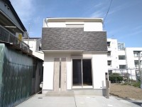 全１０区画の分譲地！ＪＲ『桂川駅』まで徒歩１６分！
嬉しい家具付き！ＬＤＫ広々１８．６帖の３ＬＤＫ！
生活施設が徒歩圏内に揃っており生活便利地♪