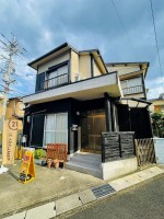 令和元年12月他、リフォーム歴有り！室内大変丁寧に使用されています！
道路幅員5.8ｍ×5.4ｍ角地、採光・通風良好！
全居室6帖超のゆとりのある4LDK！