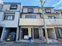 前面道路６ｍで駐車ラクラク！ワンボックス駐車可能！
令和４年９月にリフォーム完成！阪急『桂駅』徒歩２０分！
生活施設が徒歩圏内に揃っており生活便利♪