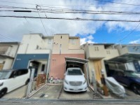 阪急とＪＲの２ＷＡＹアクセス！１ＢＯＸ駐車可能！
全居室６帖以上、ＬＤＫ２０．６３帖の３ＬＤＫ！収納もたっぷり♪
周辺施設も充実で生活便利な立地！