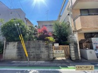 建築条件無し売土地につき、お好きな工務店やハウスメーカーで建築可能！
閑静な住宅地の整形地！
小学校まで徒歩１分とお子様の通学も安心です♪