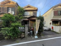 解体更地渡し！
建築条件無し土地のため、お好きなハウスメーカー・工務店で建築可能☆
阪急「東向日」駅まで徒歩15分！小学校まで徒歩3分！通勤・通学に便利な立地です♪