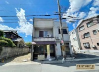 ＪＲ『向日町駅』と阪急『東向日駅』の駅近２ＷＡＹアクセス！
閑静な住宅地で前道６．９ｍ！店舗としても利用可能です！
周辺施設が徒歩圏内で生活便利♪
