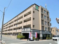 2023年10月リフォーム完成!
阪急とJRの2WAYアクセスで通勤や通学に便利!
南向きにつき、陽当たり良好♪収納スペース充実!