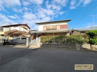 建築条件無し売土地につき、お好きな工務店やハウスメーカーで建築可能！
区画整う閑静な住宅地の整形地！解体更地渡し！
ゆとりある土地面積６０．４６坪！

