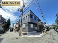 阪急『西向日駅』まで徒歩７分で通勤や通学に便利！
閑静な住宅地！周辺交通量が少ないのでお子様も安心！
徒歩圏内にスーパーやコンビニなど商業施設あり！