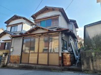 スーパーやコンビニ、ドラッグストアが徒歩圏内で生活便利な立地！
リフォームのご相談も承っております！
阪急『洛西口駅』まで徒歩１８分！