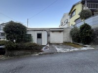 80坪越えの建築条件無し土地！お好きなハウスメーカー・工務店で建築可能♪
資材置場としてもお使いいただけます！
緑豊かな閑静な住宅地で周辺交通量も少なめ！