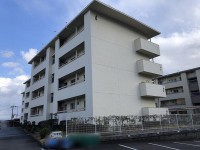 向日市、西京区、南区を専門　ユニバーサルホームサービス洛西口店 南北両面採光のリビングは陽当たり良好！
リビング広々約13帖！室内大変丁寧に使用されています！