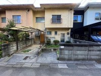土地広々36.78坪☆空家につきいつでも内覧可能！
大きな南庭付き！日当り・通風・眺望良好！
カーポート付きで雨の日でも濡れずに車の乗り降りラクラク♪