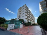 2023年7月にフルリノベーション済!
JR『桂川駅』まで徒歩14分!ペット飼育可能(規約有り)!
徒歩圏内に買い物施設が充実で生活便利♪