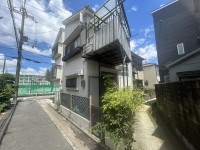 建築条件無し売り土地☆お好きなハウスメーカー・工務店で建築可能！
周辺施設充実で徒歩圏内の為生活に便利な立地♪
小学校まで徒歩１０分でお子様の通学も安心♪
