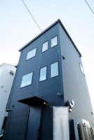 近未来型スマートハウス！
太陽光発電７．０４kw、蓄電池９．２kw、Ｖ２Ｈ、ＡＩクラウドＨＥＭＳ装備！
スーパーやコンビニ、ドラッグストアが徒歩圏内！