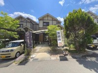 ～閑静な住宅街に佇む地下室のあるお家～
☆リフォームプランございます♪
☆日当たり・通風良好
☆阪急西山天王山駅まで徒歩１０分
☆前道ゆったり６ｍ！駐車ラクラク！