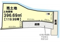 閑静な住宅地！土地面積広々約１１９坪！
建築条件無し売土地につき、お好きな工務店やハウスメーカーで建築可能！
阪急『桂駅』まで徒歩９分！