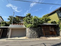 全２区画の分譲地！建築条件無し売土地！お好きなハウスメーカー・工務店で建築可能です！
解体更地渡し☆
土地広々約５２．６坪！（※測量・分筆後面積確定）