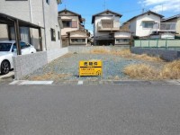 建築条件無土地！お好きなハウスメーカー・工務店で建築可能！
南東向き！日当たり良好！土地広々約39坪！
徒歩圏内に周辺施設も充実しており生活に便利な立地です！