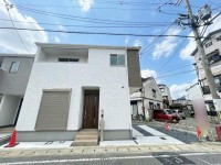 全３区画の分譲地！ＺＥＨ水準省エネ住宅！
収納スペースが豊富な４ＬＤＫ！室内設備充実！
徒歩圏内に商業施設がそろっているので生活に便利！