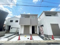 全３区画の分譲地！ＺＥＨ水準省エネ住宅！
収納スペースが豊富な４ＬＤＫ！室内設備充実！
徒歩圏内に商業施設がそろっているので生活に便利！