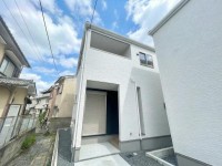 全３区画の分譲地！ＺＥＨ水準省エネ住宅！
収納スペースが豊富な４ＬＤＫ！室内設備充実！
徒歩圏内に商業施設がそろっているので生活に便利！