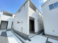 全３区画の分譲地！ＺＥＨ水準省エネ住宅！
収納スペースが豊富な４ＬＤＫ！室内設備充実！
徒歩圏内に商業施設がそろっているので生活に便利！