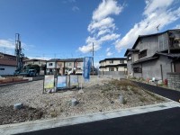全２区画の分譲地！
阪急とＪＲの２ＷＡＹアクセス可能！生活施設が周辺に充実♪
建築条件無し土地！お好きなハウスメーカー・工務店で建築可能！
