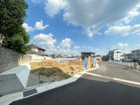 全５区画の分譲地！省エネ住宅『ＺＥＨ水準』！
自由設計につき、お好きな間取りで建築していただけます！
耐震×制震“Ｋ３ダンパー”使用！閑静な住宅地♪