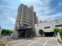 向日市、西京区、南区を専門　ユニバーサルホームサービス洛西口店 ２０２５年８月末リフォーム完成予定！
９階部分で日当たり・通風良好！ペット飼育可能(規約有)
バルコニー側の窓は二重サッシで防音対策バッチリ♪