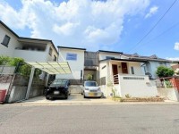 向日市、西京区、南区を専門　ユニバーサルホームサービス洛西口店 リビング広々約２８帖！
ウォークインクローゼット2ヶ所＆ロフト付き！収納スペース充実！
南向きにつき日当たり良好！車２台駐車可能！