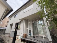 向日市、西京区、南区を専門　ユニバーサルホームサービス洛西口店 各居室収納スペース有り！駐車２台可能！
家事動線も優れた暮らしやすい３ＬＤＫのお家！
ＬＤＫには床暖房付で寒い日も快適なリビングで寛ぎの時間をお過ごしいただけます♪