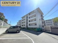 ２０２５年フルリフォーム済！
阪急「西山天王山」駅まで徒歩１２分の駅近マンション！
周辺施設充実で生活便利♪南北両面バルコニーのため、陽当たり良好です！