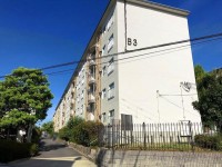 向日市、西京区、南区を専門　ユニバーサルホームサービス洛西口店 阪急『長岡天神駅』まで徒歩８分！
南向きバルコニーで陽当たり良好なお部屋！
周辺施設も充実しており、利便性に優れた立地です！