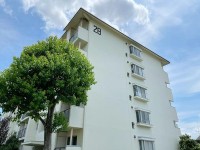 向日市、西京区、南区を専門　ユニバーサルホームサービス洛西口店 ２０２５年１１月リノベーション完成予定！専用庭付の１階のお部屋です！
南北両面バルコニーにつき日当たり・通風大変良好！
徒歩圏内に教育施設充実！お子様の通学も安心♪