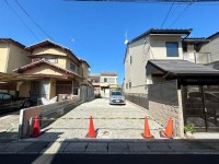 建築条件無し土地！お好きなハウスメーカー・工務店で建築可能！
間取りの自由度が高い、日当たり良好なお土地です♪
周辺は商業・教育・医療施設が徒歩圏内に充実！