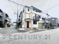 阪急『西向日駅』まで徒歩１０分！ＪＲとの２ＷＡＹアクセス可の好立地！
北西角地！陽当たり・通風良好で開放感のあるお家♪
２０２６年４月リフォーム済み！駐車２台可！