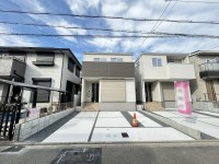 限定２区画！ＺＥＨ水準省エネ住宅！閑静な住宅地の整形地！
南向きで日当たり良好！収納豊富な４ＬＤＫで駐車２台可能！
買物施設が徒歩圏内で生活に便利♪