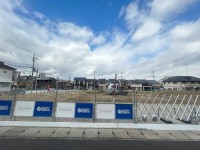 向日市、西京区、南区を専門　ユニバーサルホームサービス洛西口店 全１６区画の分譲地！阪急『桂駅』まで徒歩１２分！
自由設計につき、お好きな間取りにて建築可能です！
周辺施設が徒歩圏内で生活便利な立地♪