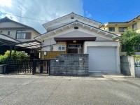 向日市、西京区、南区を専門　ユニバーサルホームサービス洛西口店 周辺に高い建物もなく陽当たり・通風良好です！
建築条件無土地！お好みのハウスメーカー・工務店で建築可能です！
小学校まで徒歩３分でお子様の通学も安心！