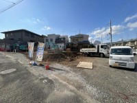 向日市、西京区、南区を専門　ユニバーサルホームサービス洛西口店 全５区画の分譲地！車通りの少ない閑静な住宅地！
自由設計につきお好きな間取りで建築していただけます！
阪急とＪＲの２ＷＡＹアクセスで生活に便利！