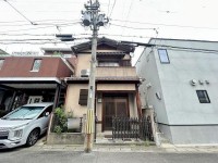 向日市、西京区、南区を専門　ユニバーサルホームサービス洛西口店 間取りの自由度の高い整形地！自由設計！
南東向きで陽当たり・通風良好♪
前面道路約６ｍで駐車が苦手な方も安心です！
