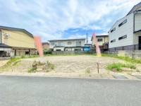 土地面積約32坪!
自由設計につき、お好きな間取りで建築していただけます!
前面道路約6mで駐車が苦手な方も安心です!